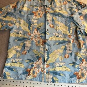Tropical Blue Floral Short Sleeve Shirt, XL Mens, 100% silk